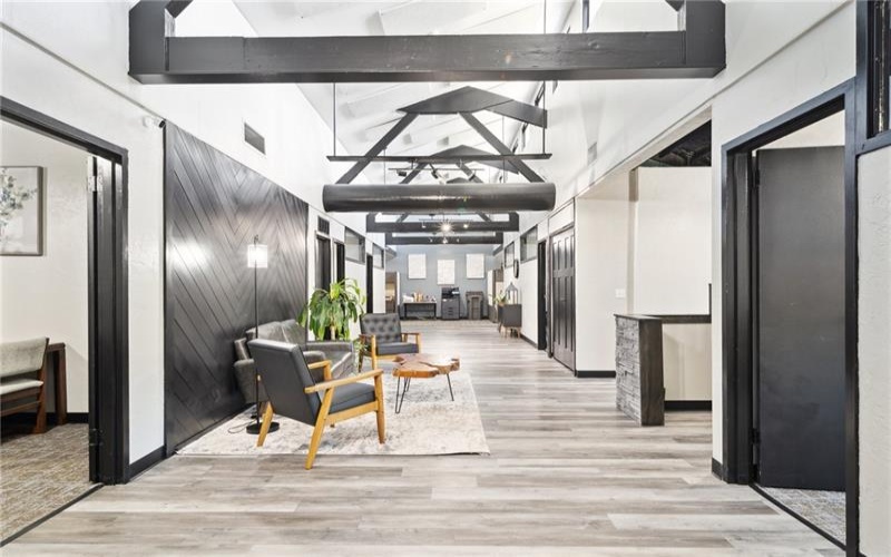 811 Center Avenue, New Stanton, 15672, ,Lease,For Sale,Center Avenue,1689083