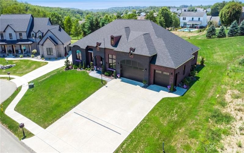 7858 Oscar Ct, Irwin, 15642, 4 Bedrooms Bedrooms, 10 Rooms Rooms,3.1 BathroomsBathrooms,Residential,For Sale,Oscar Ct,1689007