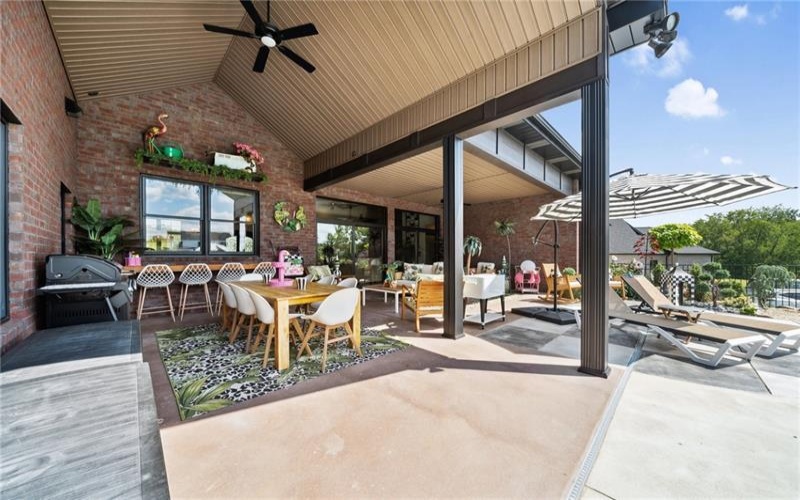 7858 Oscar Ct, Irwin, 15642, 4 Bedrooms Bedrooms, 10 Rooms Rooms,3.1 BathroomsBathrooms,Residential,For Sale,Oscar Ct,1689007