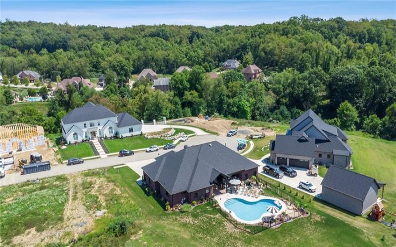 7858 Oscar Ct, Irwin, 15642, 4 Bedrooms Bedrooms, 10 Rooms Rooms,3.1 BathroomsBathrooms,Residential,For Sale,Oscar Ct,1689007