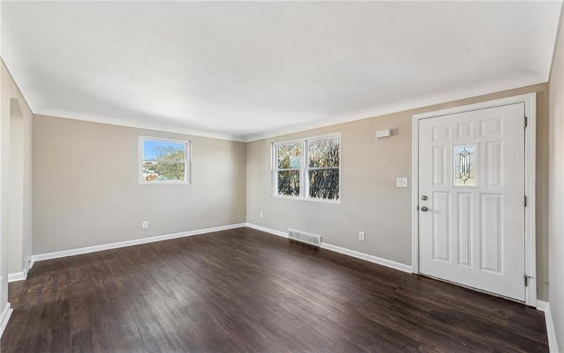 10660 Bellview Dr, Irwin, 15642, 3 Bedrooms Bedrooms, ,2 BathroomsBathrooms,Residential,For Sale,Bellview Dr,1689032