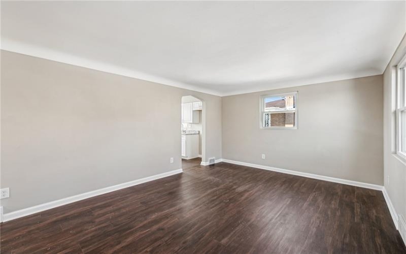 10660 Bellview Dr, Irwin, 15642, 3 Bedrooms Bedrooms, ,2 BathroomsBathrooms,Residential,For Sale,Bellview Dr,1689032