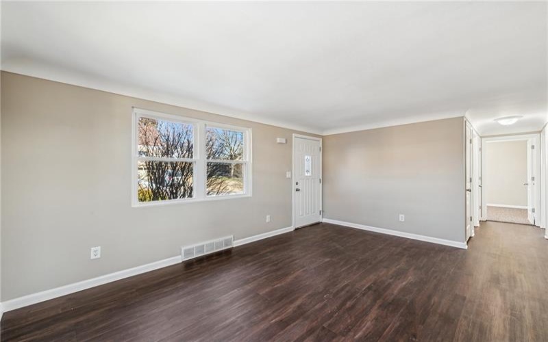 10660 Bellview Dr, Irwin, 15642, 3 Bedrooms Bedrooms, ,2 BathroomsBathrooms,Residential,For Sale,Bellview Dr,1689032