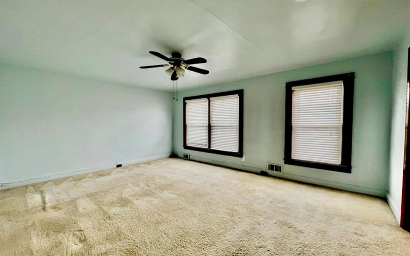 1510 5th Ave, New Kensington, 15068, 3 Bedrooms Bedrooms, 8 Rooms Rooms,1 BathroomBathrooms,Residential,For Sale,5th Ave,1669863