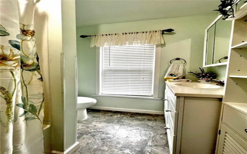 1510 5th Ave, New Kensington, 15068, 3 Bedrooms Bedrooms, 8 Rooms Rooms,1 BathroomBathrooms,Residential,For Sale,5th Ave,1669863