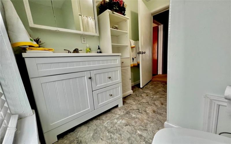 1510 5th Ave, New Kensington, 15068, 3 Bedrooms Bedrooms, 8 Rooms Rooms,1 BathroomBathrooms,Residential,For Sale,5th Ave,1669863
