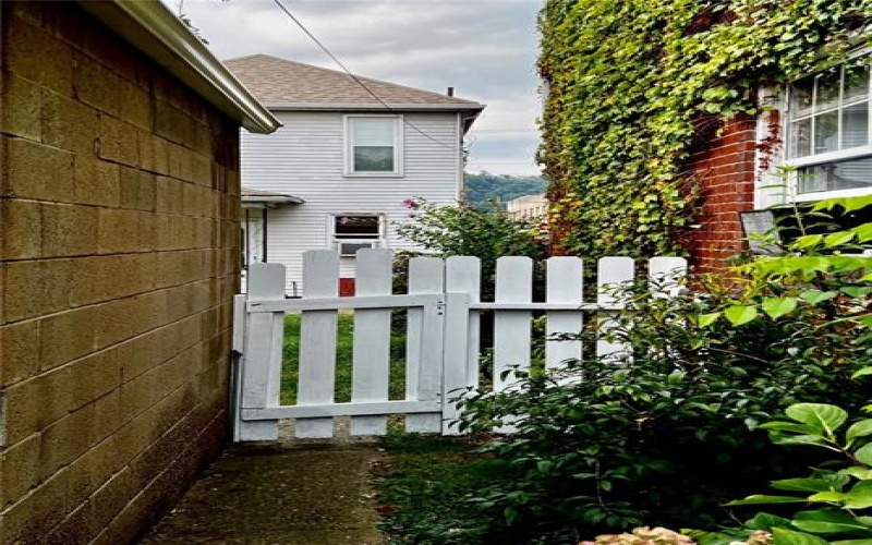 1510 5th Ave, New Kensington, 15068, 3 Bedrooms Bedrooms, 8 Rooms Rooms,1 BathroomBathrooms,Residential,For Sale,5th Ave,1669863