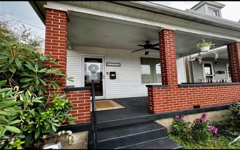 1510 5th Ave, New Kensington, 15068, 3 Bedrooms Bedrooms, 8 Rooms Rooms,1 BathroomBathrooms,Residential,For Sale,5th Ave,1669863