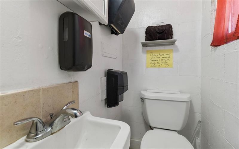 114 Lincoln Ave, McDonald, 15057, ,Commercial-industrial-business,For Sale,Lincoln Ave,1688788