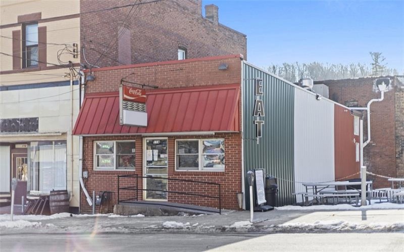114 Lincoln Ave, McDonald, 15057, ,Commercial-industrial-business,For Sale,Lincoln Ave,1688788