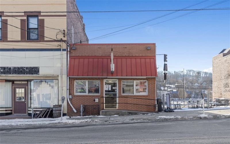 114 Lincoln Ave, McDonald, 15057, ,Commercial-industrial-business,For Sale,Lincoln Ave,1688788