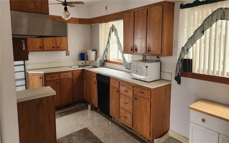 25 Kay Street, Uniontown, 15401, 3 Bedrooms Bedrooms, 6 Rooms Rooms,1.2 BathroomsBathrooms,Residential,For Sale,Kay Street,1688960