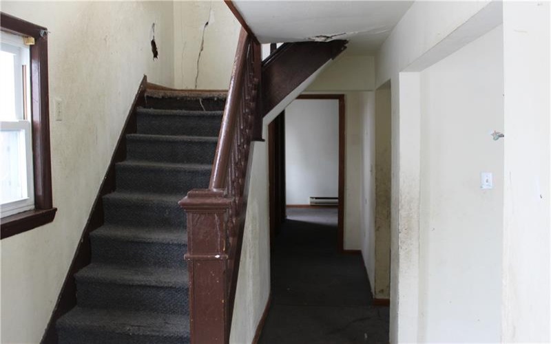 493 Sixth St, Donora, 15033, 5 Bedrooms Bedrooms, 9 Rooms Rooms,1 BathroomBathrooms,Residential,For Sale,Sixth St,1688963
