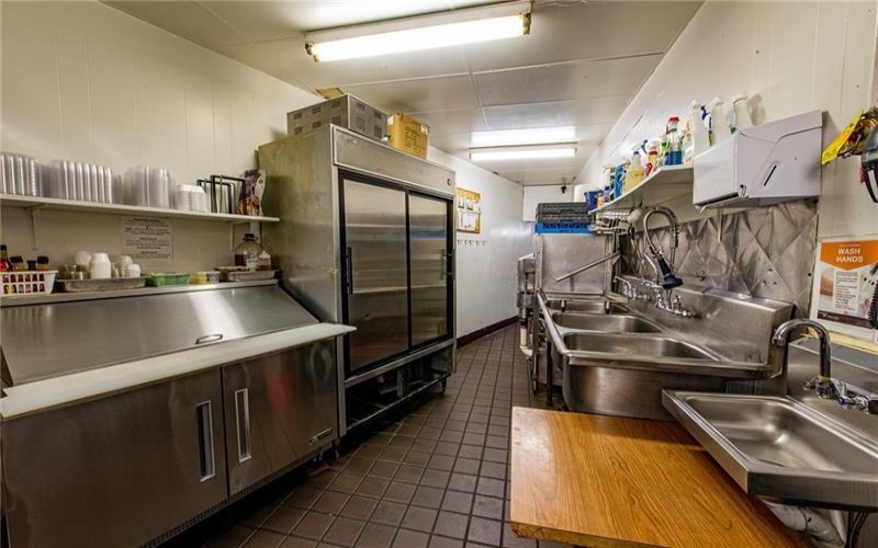 123 Washington Avenue, Vandergrift, 15690, ,Commercial-industrial-business,For Sale,Washington Avenue,1689205