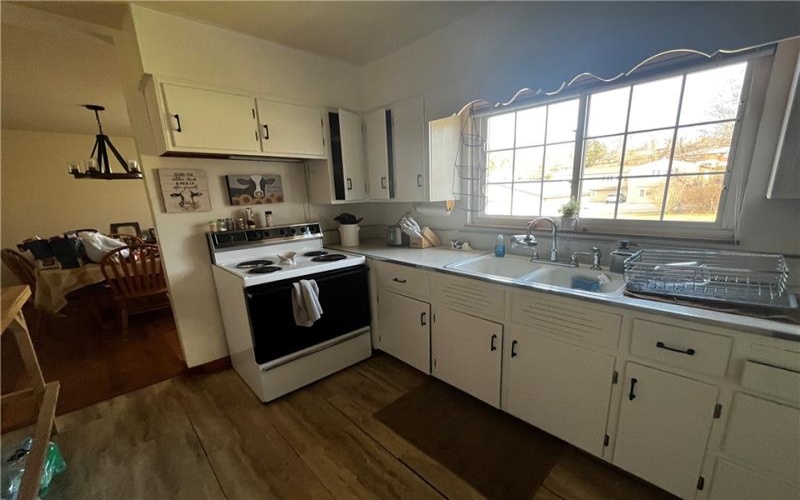 503 Melvin Dr, Greensburg, 15601, 3 Bedrooms Bedrooms, 7 Rooms Rooms,1 BathroomBathrooms,Residential,For Sale,Melvin Dr,1683750
