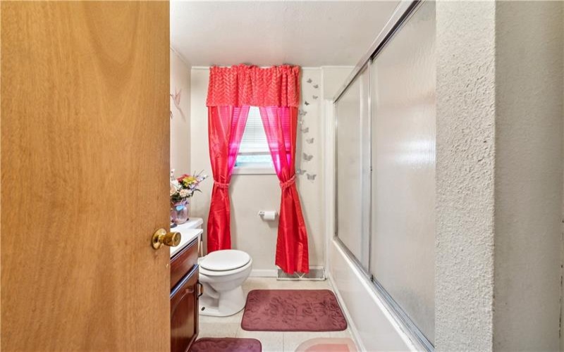 602/604 Gaskill Ave, Jeannette, 15644, 5 Bedrooms Bedrooms, ,3 BathroomsBathrooms,Residential,For Sale,Gaskill Ave,1689286