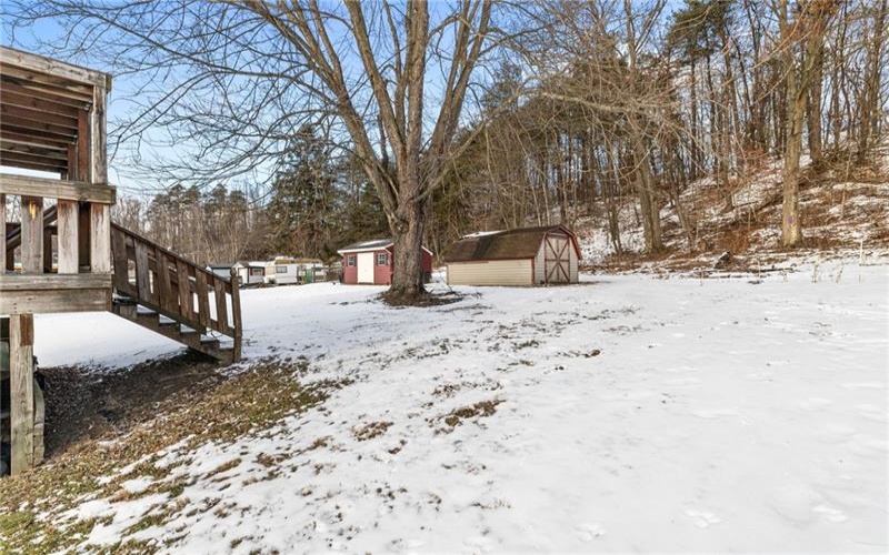 14 Hubbard Rd, Burgettstown, 15021, 2 Bedrooms Bedrooms, ,1.1 BathroomsBathrooms,Residential,For Sale,Hubbard Rd,1689369