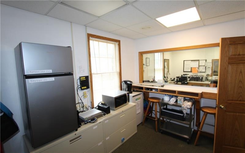 352 Railroad St, Ligonier, 15658, ,Commercial-industrial-business,For Sale,Railroad St,1689449