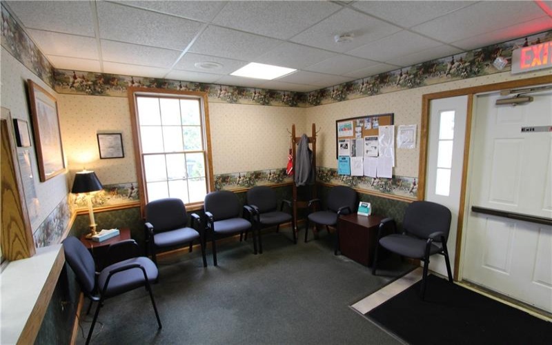 352 Railroad St, Ligonier, 15658, ,Commercial-industrial-business,For Sale,Railroad St,1689449