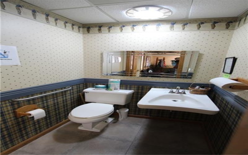 352 Railroad St, Ligonier, 15658, ,Commercial-industrial-business,For Sale,Railroad St,1689449