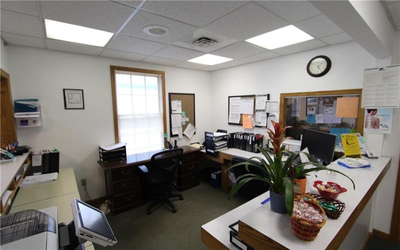 352 Railroad St, Ligonier, 15658, ,Commercial-industrial-business,For Sale,Railroad St,1689449