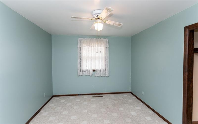 140 Redstone Furnace Road, Hopwood, 15445, 3 Bedrooms Bedrooms, 8 Rooms Rooms,1.1 BathroomsBathrooms,Residential,For Sale,Redstone Furnace Road,1689077
