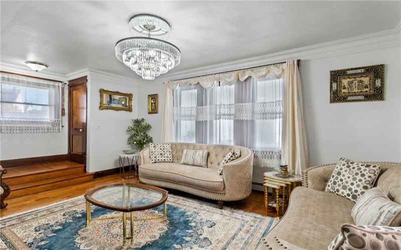 701 Cowan Ave, Jeannette, 15644, 4 Bedrooms Bedrooms, 10 Rooms Rooms,1.1 BathroomsBathrooms,Residential,For Sale,Cowan Ave,1689525