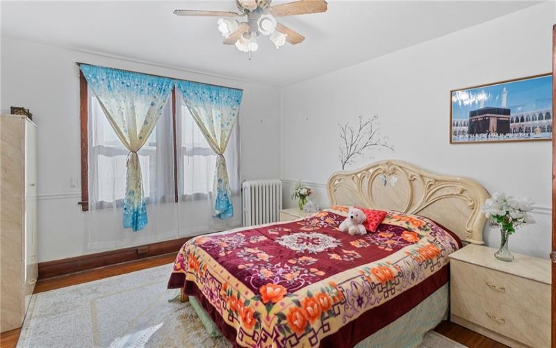 701 Cowan Ave, Jeannette, 15644, 4 Bedrooms Bedrooms, 10 Rooms Rooms,1.1 BathroomsBathrooms,Residential,For Sale,Cowan Ave,1689525