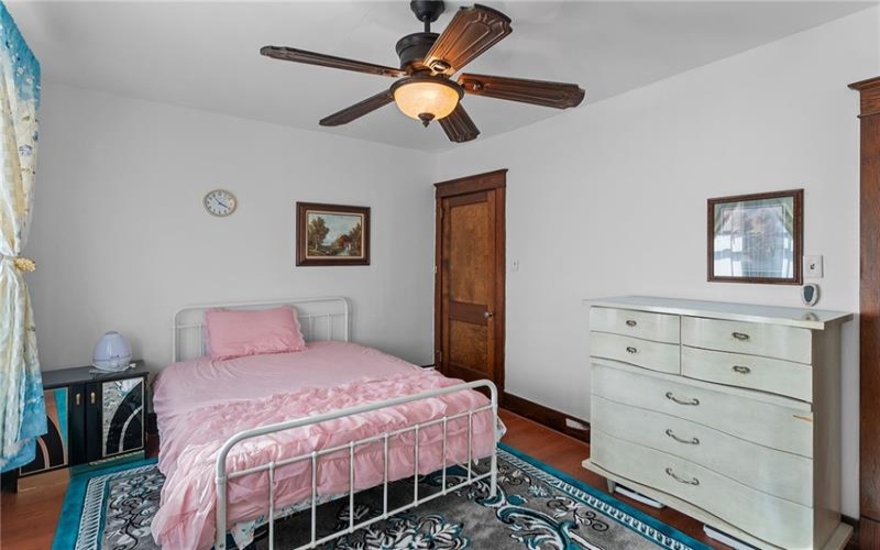 701 Cowan Ave, Jeannette, 15644, 4 Bedrooms Bedrooms, 10 Rooms Rooms,1.1 BathroomsBathrooms,Residential,For Sale,Cowan Ave,1689525