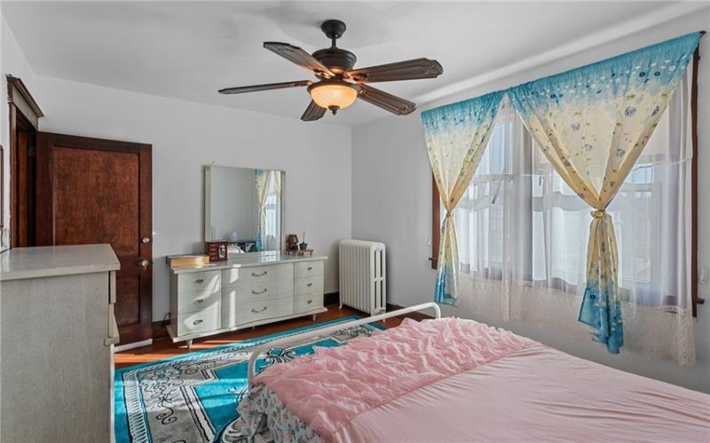 701 Cowan Ave, Jeannette, 15644, 4 Bedrooms Bedrooms, 10 Rooms Rooms,1.1 BathroomsBathrooms,Residential,For Sale,Cowan Ave,1689525