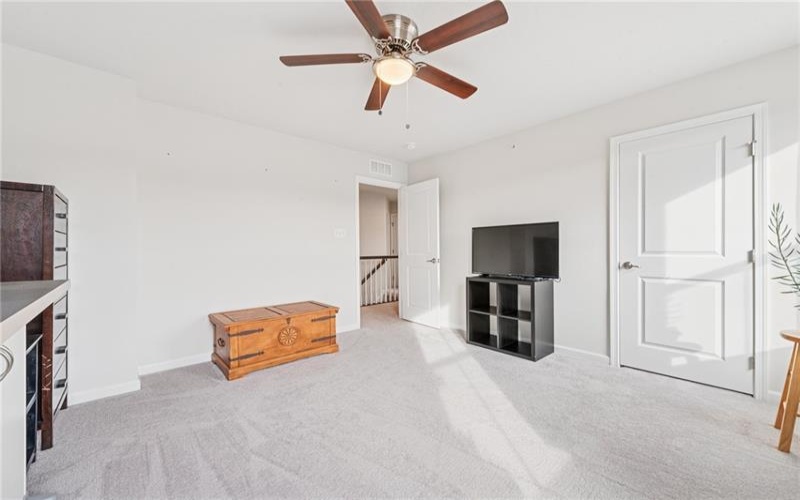 2002 Callaway Dr, 15644, 15644, 3 Bedrooms Bedrooms, 8 Rooms Rooms,2.1 BathroomsBathrooms,Residential,For Sale,Callaway Dr,1689524