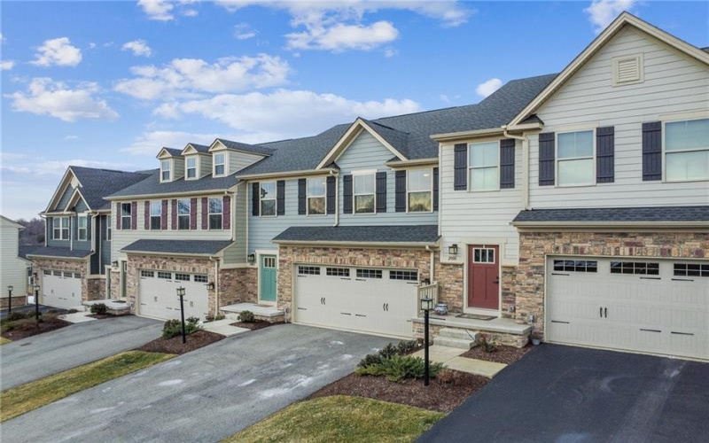 2002 Callaway Dr, 15644, 15644, 3 Bedrooms Bedrooms, 8 Rooms Rooms,2.1 BathroomsBathrooms,Residential,For Sale,Callaway Dr,1689524