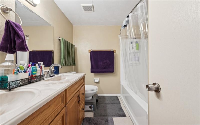 1020 Sarah Drive, North Versailles, 15137, 3 Bedrooms Bedrooms, 9 Rooms Rooms,1.2 BathroomsBathrooms,Residential,For Sale,Sarah Drive,1689585