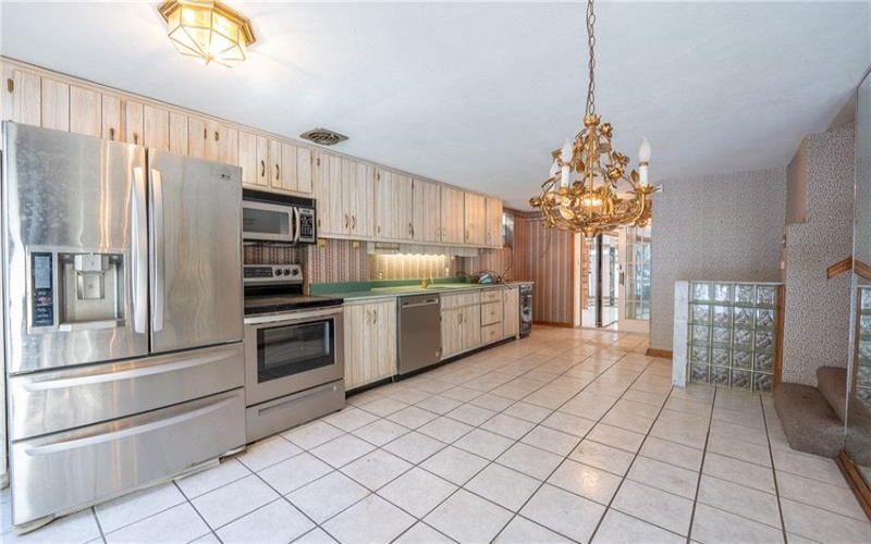 3340 Lincoln Hwy, Latrobe, 15650, 4 Bedrooms Bedrooms, ,2.1 BathroomsBathrooms,Residential,For Sale,Lincoln Hwy,1689565