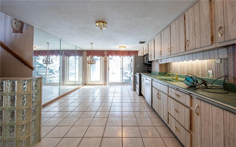 3340 Lincoln Hwy, Latrobe, 15650, 4 Bedrooms Bedrooms, ,2.1 BathroomsBathrooms,Residential,For Sale,Lincoln Hwy,1689565