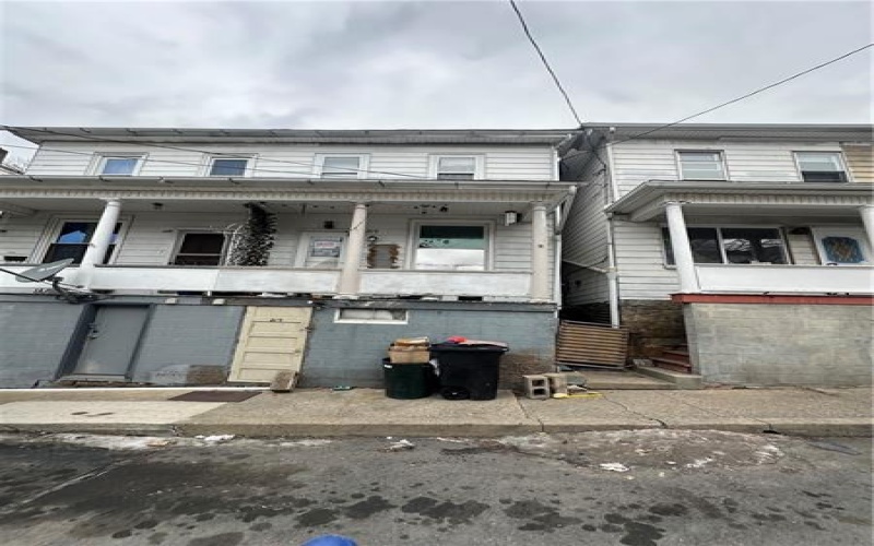 1172 Dennis, 15062, 15062, ,Multi-unit,For Sale,Dennis,1689635
