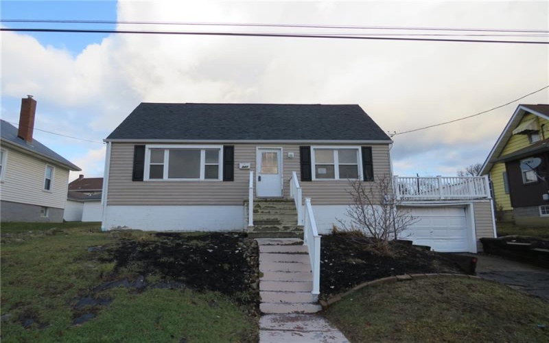 347 Clark St, Washington, 15301, 3 Bedrooms Bedrooms, 6 Rooms Rooms,2 BathroomsBathrooms,Residential,For Sale,Clark St,1689695