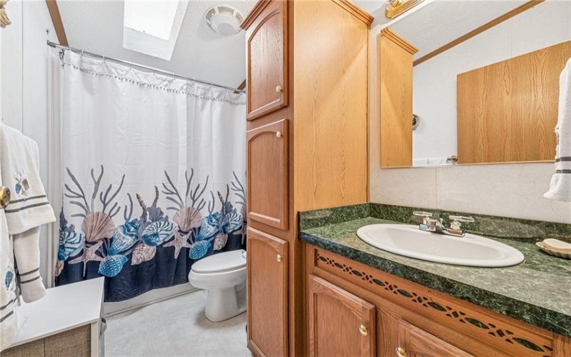 215 THOMPSON, IRWIN, 15642, 3 Bedrooms Bedrooms, 8 Rooms Rooms,2 BathroomsBathrooms,Residential,For Sale,THOMPSON,1689870