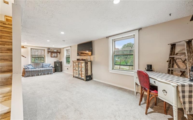 139 Willow Rd., Apollo, 15613, 2 Bedrooms Bedrooms, 6 Rooms Rooms,2.1 BathroomsBathrooms,Residential,For Sale,Willow Rd.,1679659