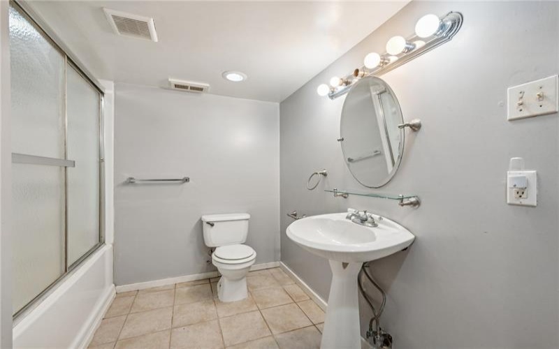 139 Willow Rd., Apollo, 15613, 2 Bedrooms Bedrooms, 6 Rooms Rooms,2.1 BathroomsBathrooms,Residential,For Sale,Willow Rd.,1679659