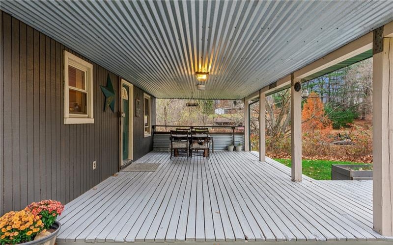 139 Willow Rd., Apollo, 15613, 2 Bedrooms Bedrooms, 6 Rooms Rooms,2.1 BathroomsBathrooms,Residential,For Sale,Willow Rd.,1679659