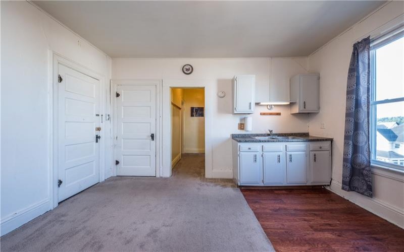 360 Duncan, Washington, 15301, 1 Bedroom Bedrooms, ,1 BathroomBathrooms,Lease,For Sale,Duncan,1689792