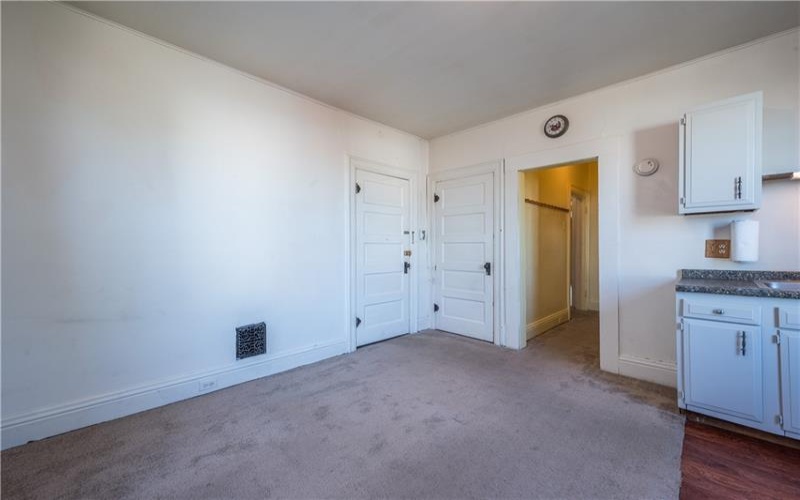 360 Duncan, Washington, 15301, 1 Bedroom Bedrooms, ,1 BathroomBathrooms,Lease,For Sale,Duncan,1689792