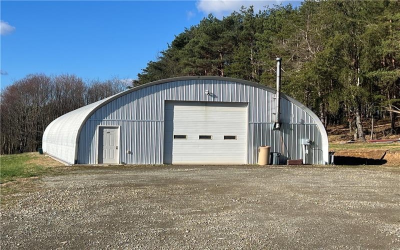 272 STORY ROAD, 15632, 15632, ,Commercial-industrial-business,For Sale,STORY ROAD,1646221