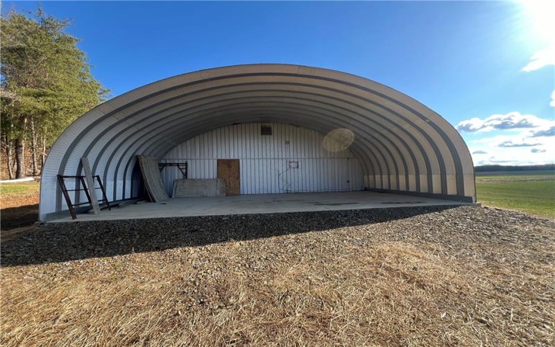 272 STORY ROAD, 15632, 15632, ,Commercial-industrial-business,For Sale,STORY ROAD,1646221