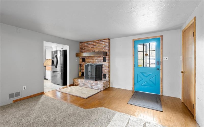 300 Lakeside Drive North, Canonsburg, 15317, 4 Bedrooms Bedrooms, 9 Rooms Rooms,3 BathroomsBathrooms,Residential,For Sale,Lakeside Drive North,1683572