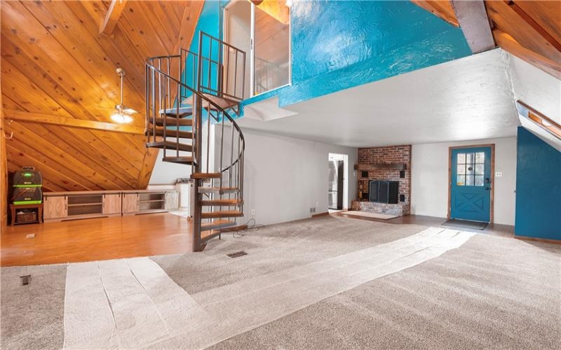 300 Lakeside Drive North, Canonsburg, 15317, 4 Bedrooms Bedrooms, 9 Rooms Rooms,3 BathroomsBathrooms,Residential,For Sale,Lakeside Drive North,1683572