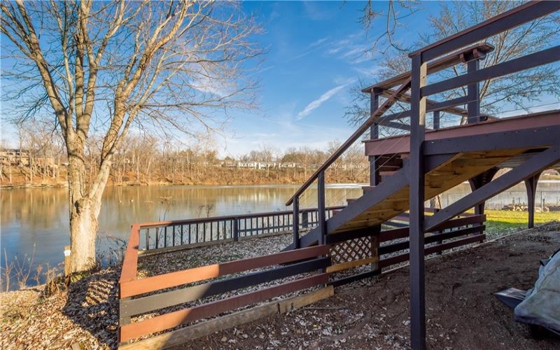 300 Lakeside Drive North, Canonsburg, 15317, 4 Bedrooms Bedrooms, 9 Rooms Rooms,3 BathroomsBathrooms,Residential,For Sale,Lakeside Drive North,1683572