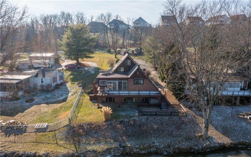 300 Lakeside Drive North, Canonsburg, 15317, 4 Bedrooms Bedrooms, 9 Rooms Rooms,3 BathroomsBathrooms,Residential,For Sale,Lakeside Drive North,1683572