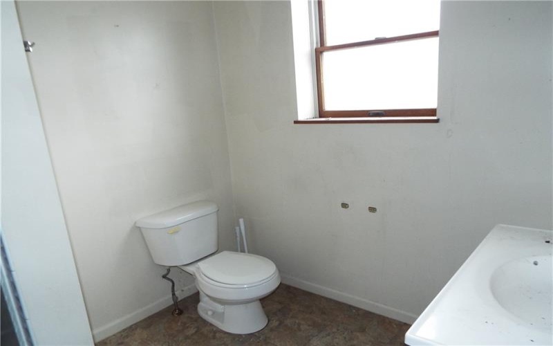 559 6th and Schoonmaker Ave, Monessen, 15062, ,Commercial-industrial-business,For Sale,6th and Schoonmaker Ave,1690130